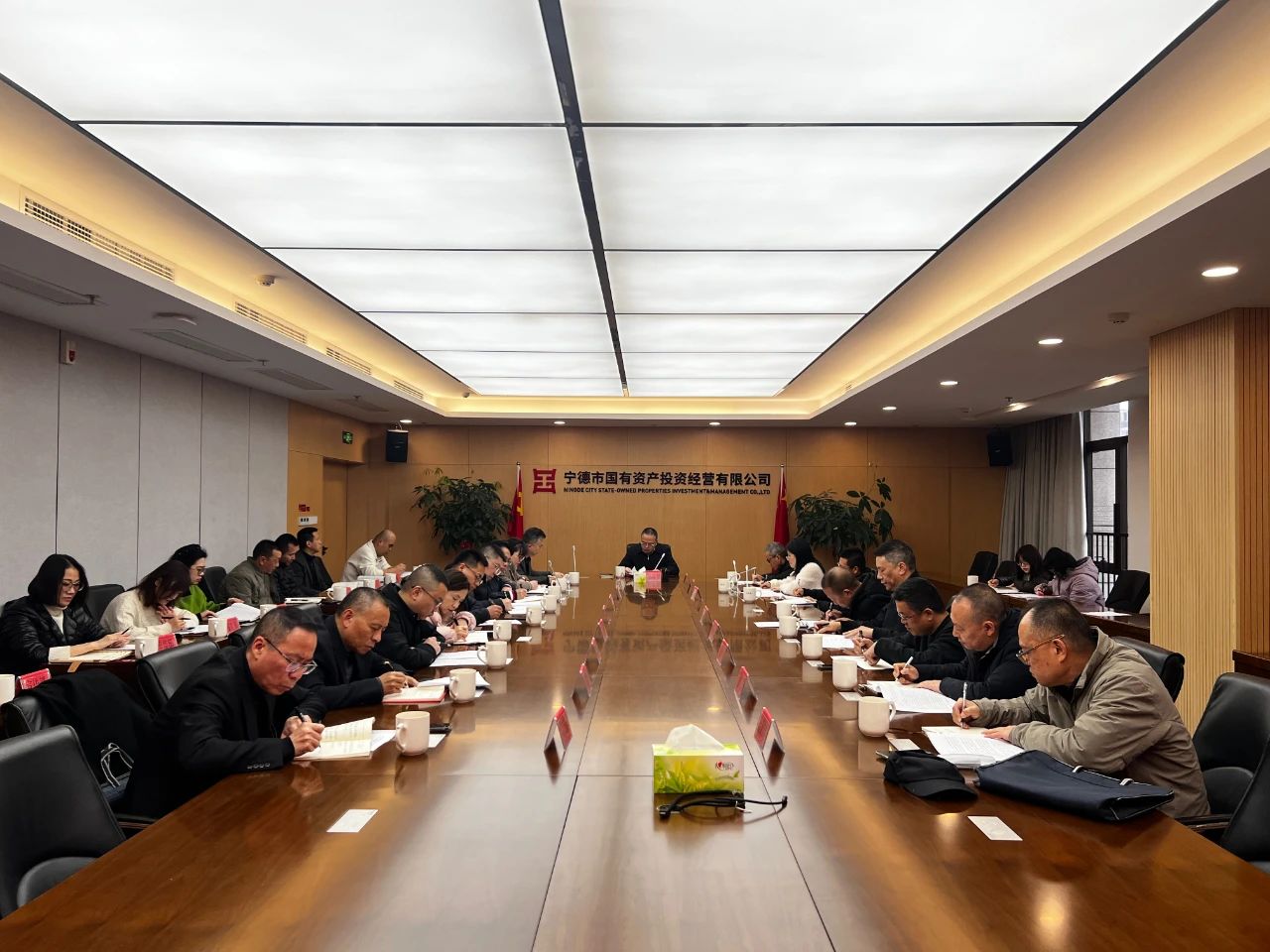 国产偷拍自拍
召开党委（扩大）会议 研究部署深入贯彻中央八项规定精神学习教育工作